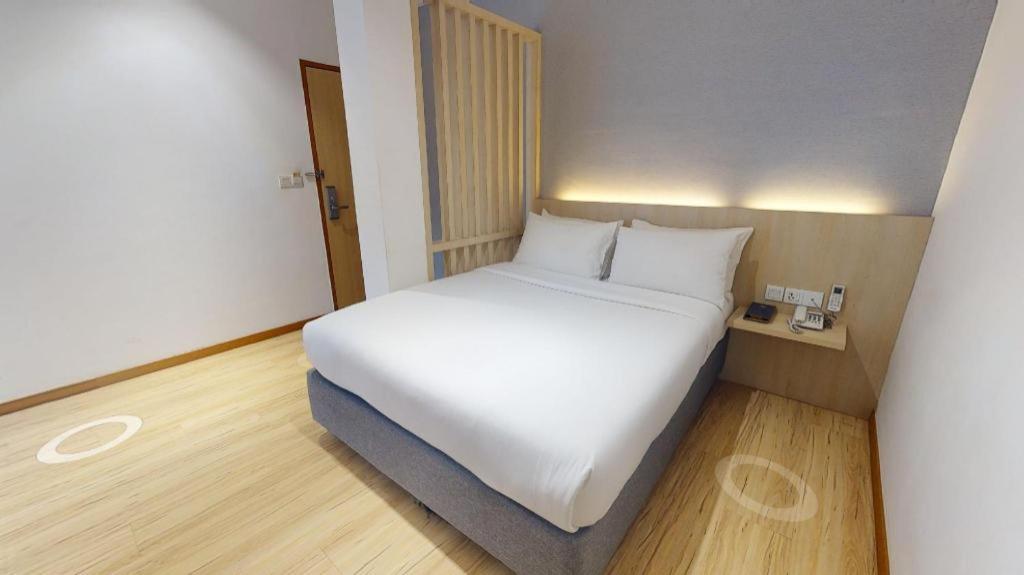 Miyabi Hotel Permas Джохор-Бару Экстерьер фото